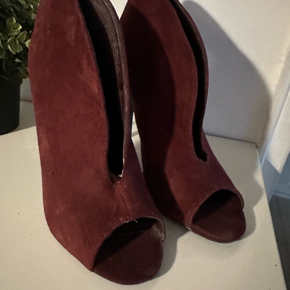 Suede booties - Picture 3 of 4